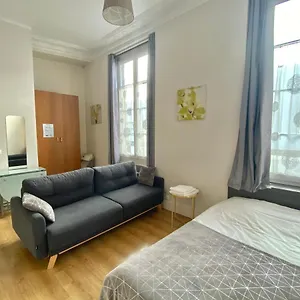 Studio Poisson 1 Appartamento Parigi