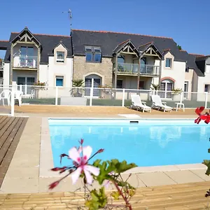 hotellátogatás